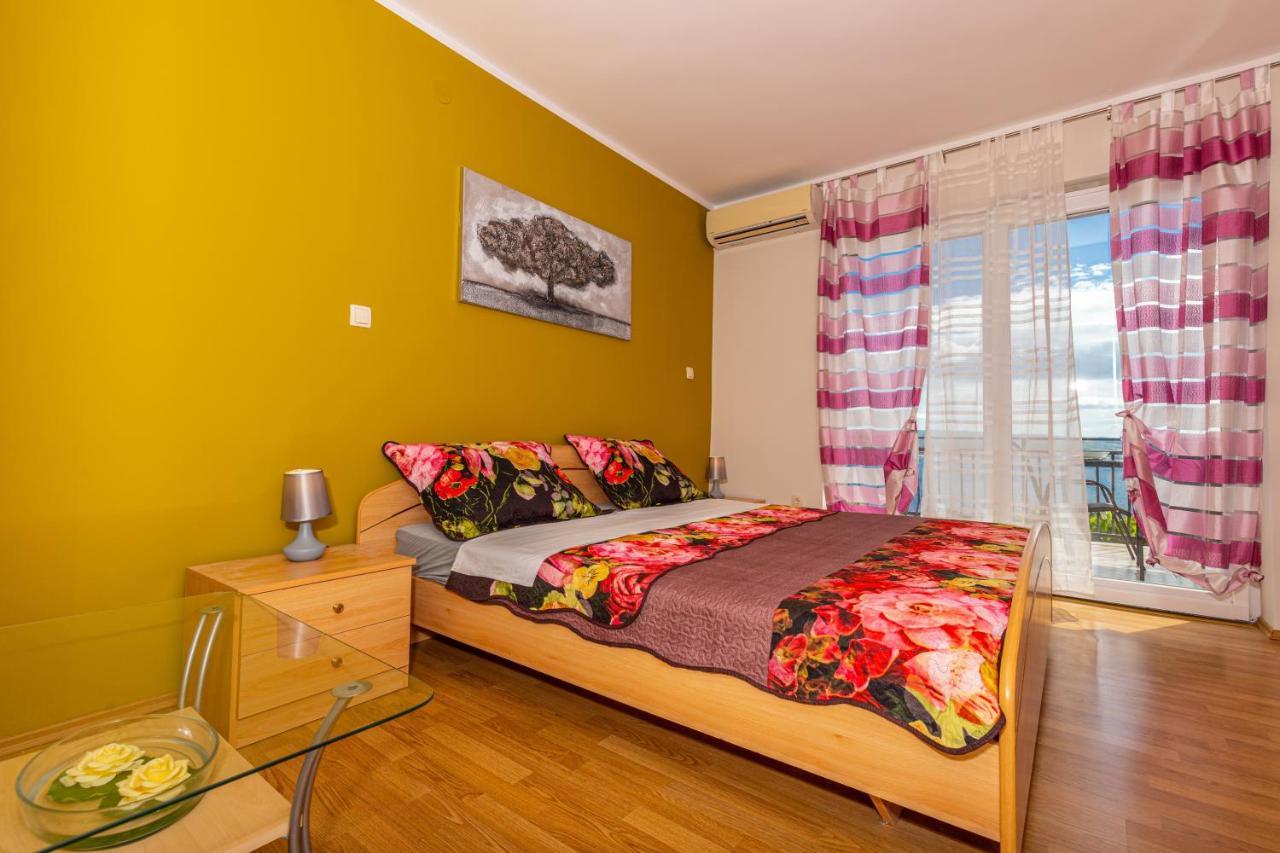 Apartmani Jasminka Dramalj Exterior photo